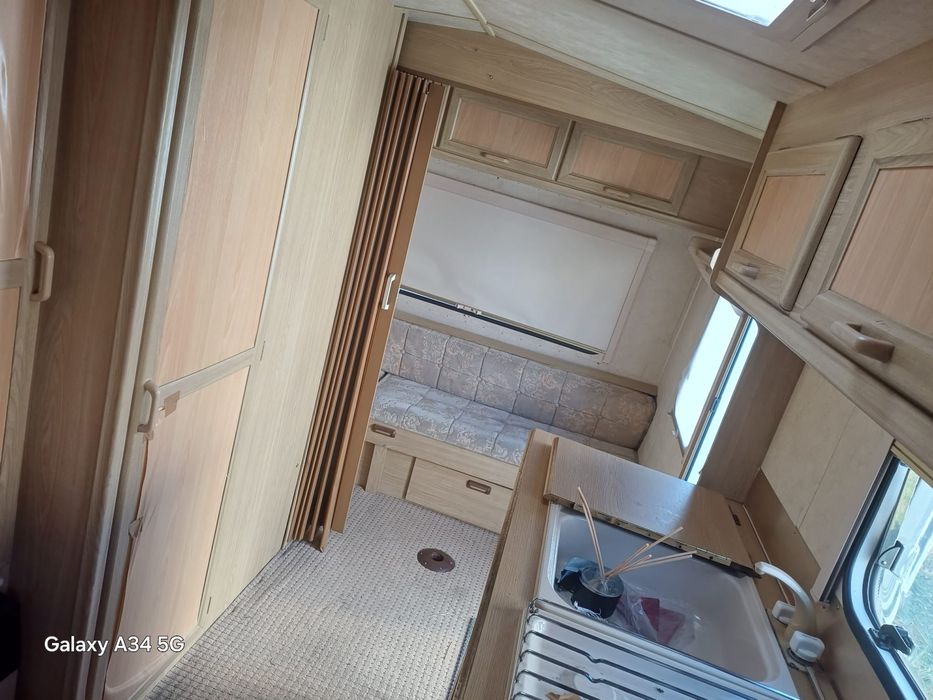 Rulota funtionala Beverly white