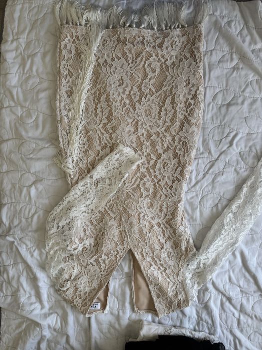 Белое голое платье кружевное