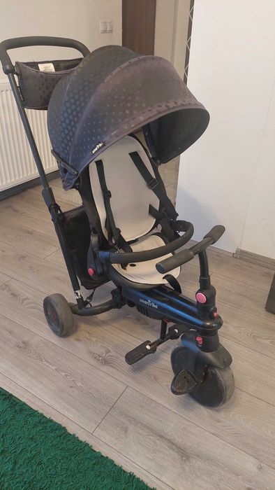 Tricicleta smarTrike multifunctionala