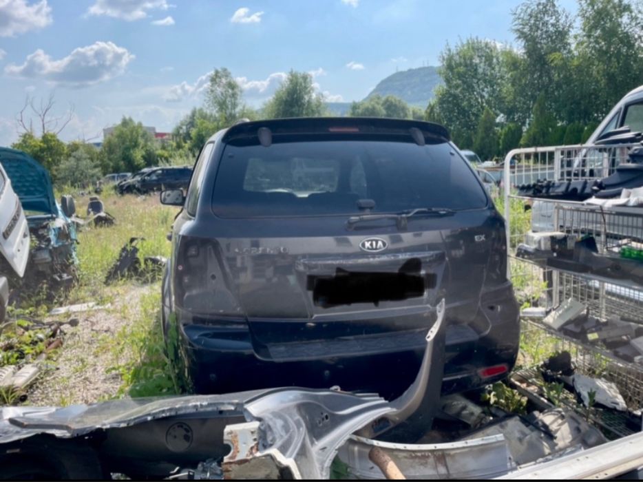 Kia Sorento 2.5  на части
