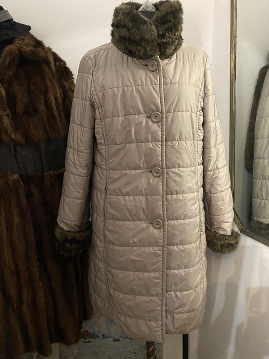 Geacă lungă cu blăniță la guler și mâneci , scurtă 3/4 blană,geacă XXL