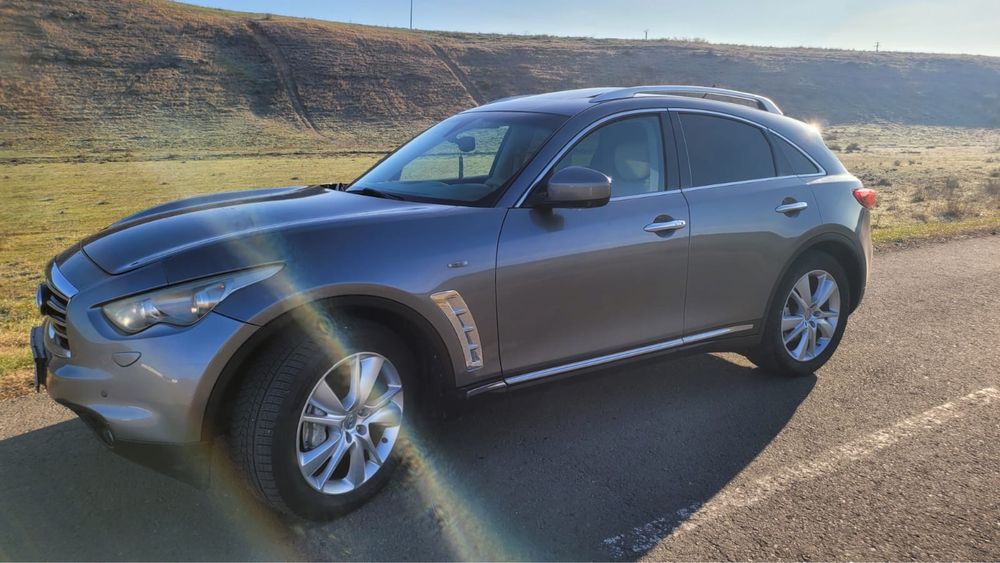 Infiniti FX30D Variante