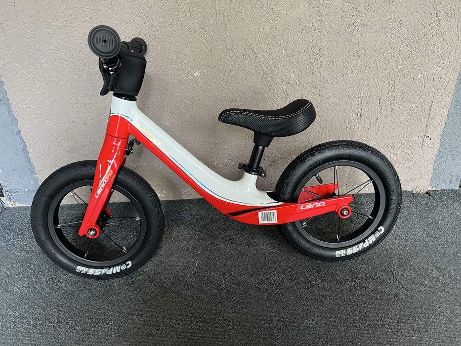 Bicicletă de echilibru pentru copii LANQ – stare excelentă