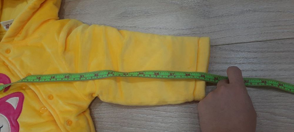 Продам детский комбез с 4 -10 месяцев