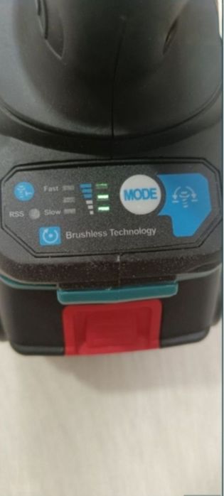 Cheie Impact 2000 Nm compatibil acumulatori Makita