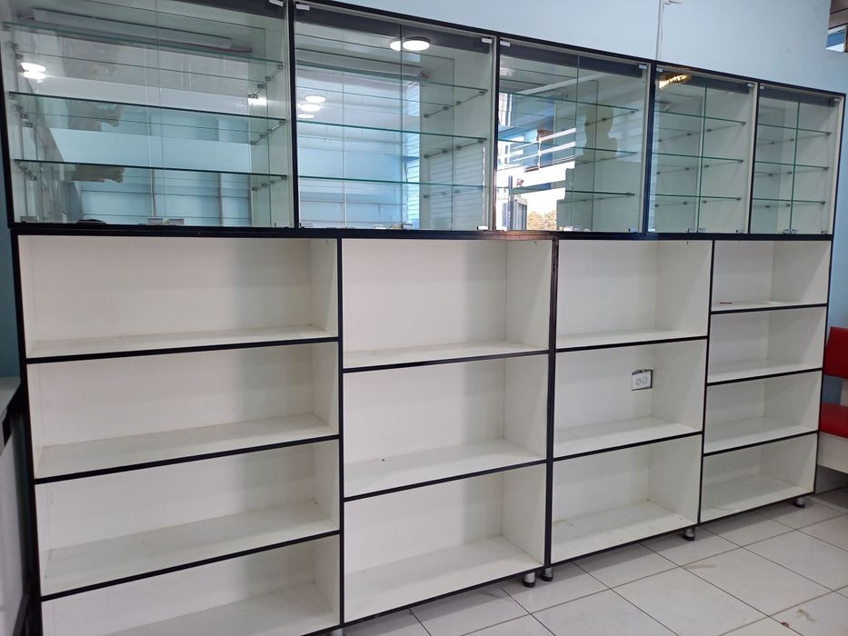 Ishga tayyor rastalar mebellar sotiladi