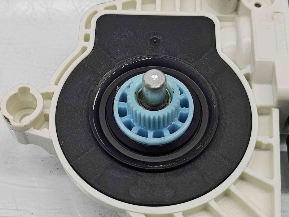 Motoras geam stanga fata Volkswagen Passat B8 (3G2) [Fabr 2015-prezent