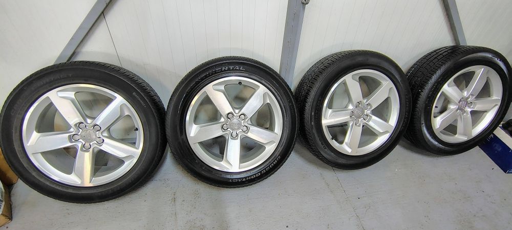 Vând jante Audi r19