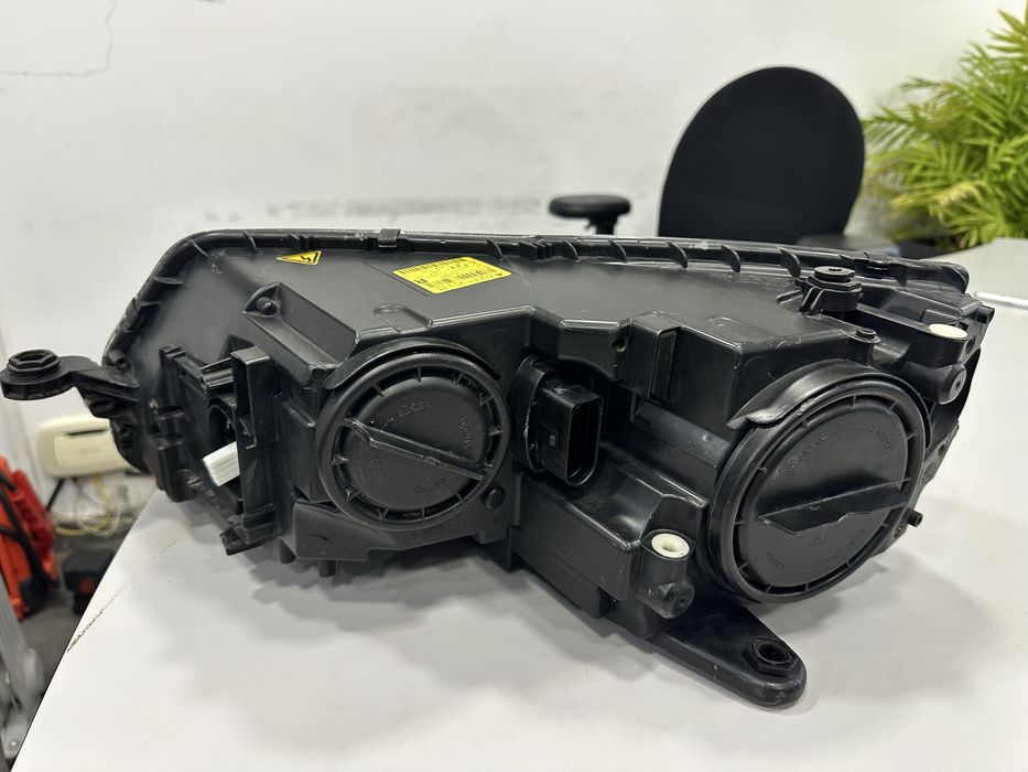 Far dreapta led Skoda Octavia 3