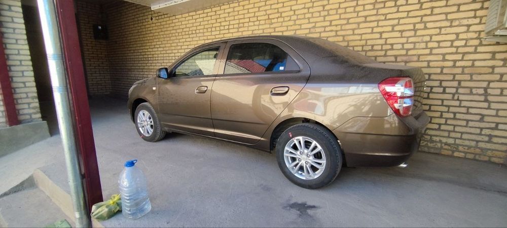 Yangi cobalt salafan 2023 kuzov 2024 probek 27km narxini kelishamiz