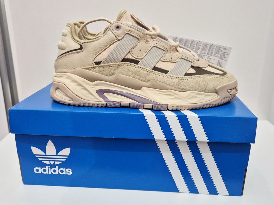 Adidas Niteball noi cu eticheta