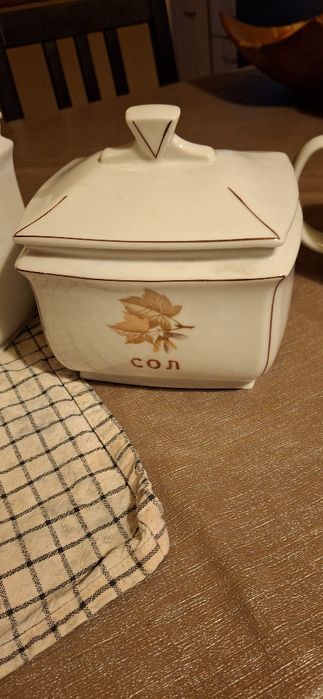 Сервиз за подправки