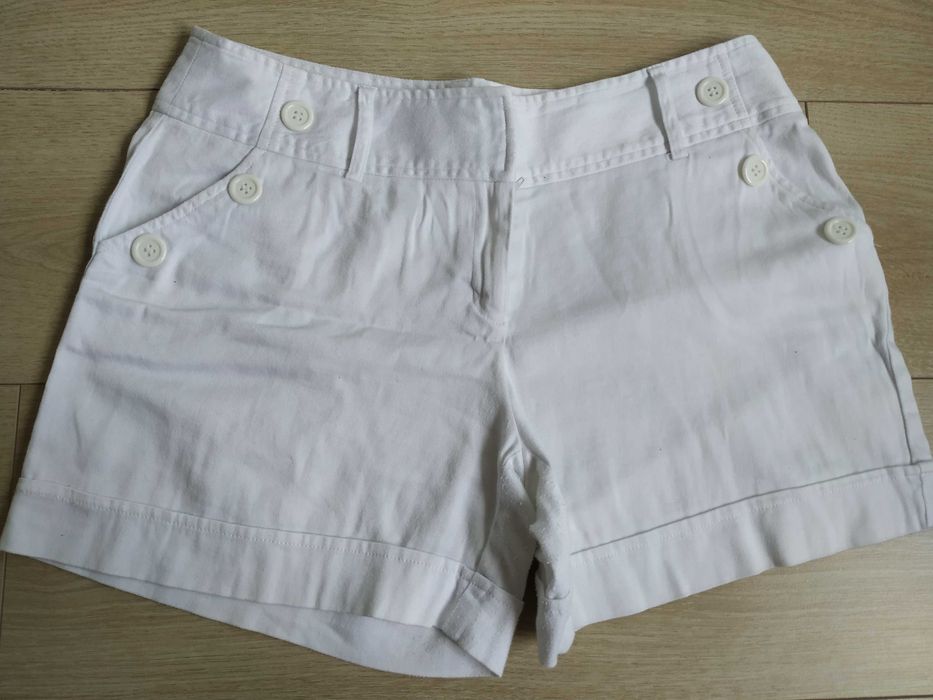 Къси дънки и панталонки