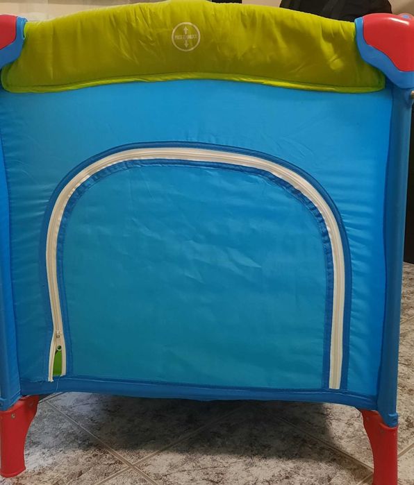 Детска кошара за сън и игра