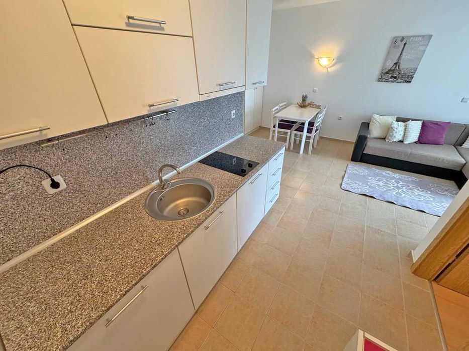 Продава се Двустаен апартамент в к.к. Слънчев бряг - 50 кв.м за 1490 €/кв.м - Снимка #5