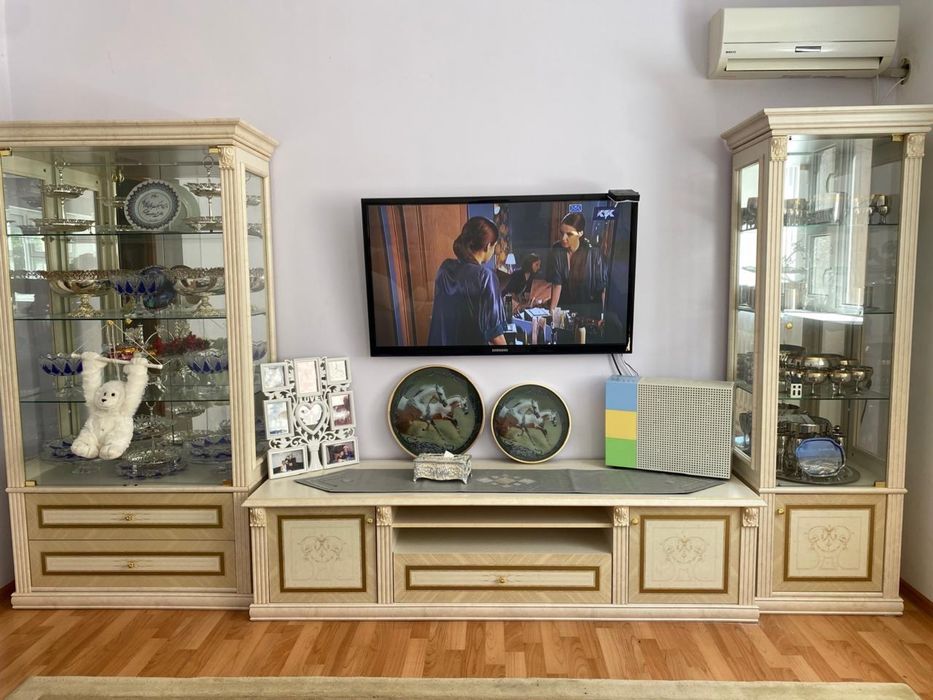 Гарнитура качественная состояние отличная произведено в россии