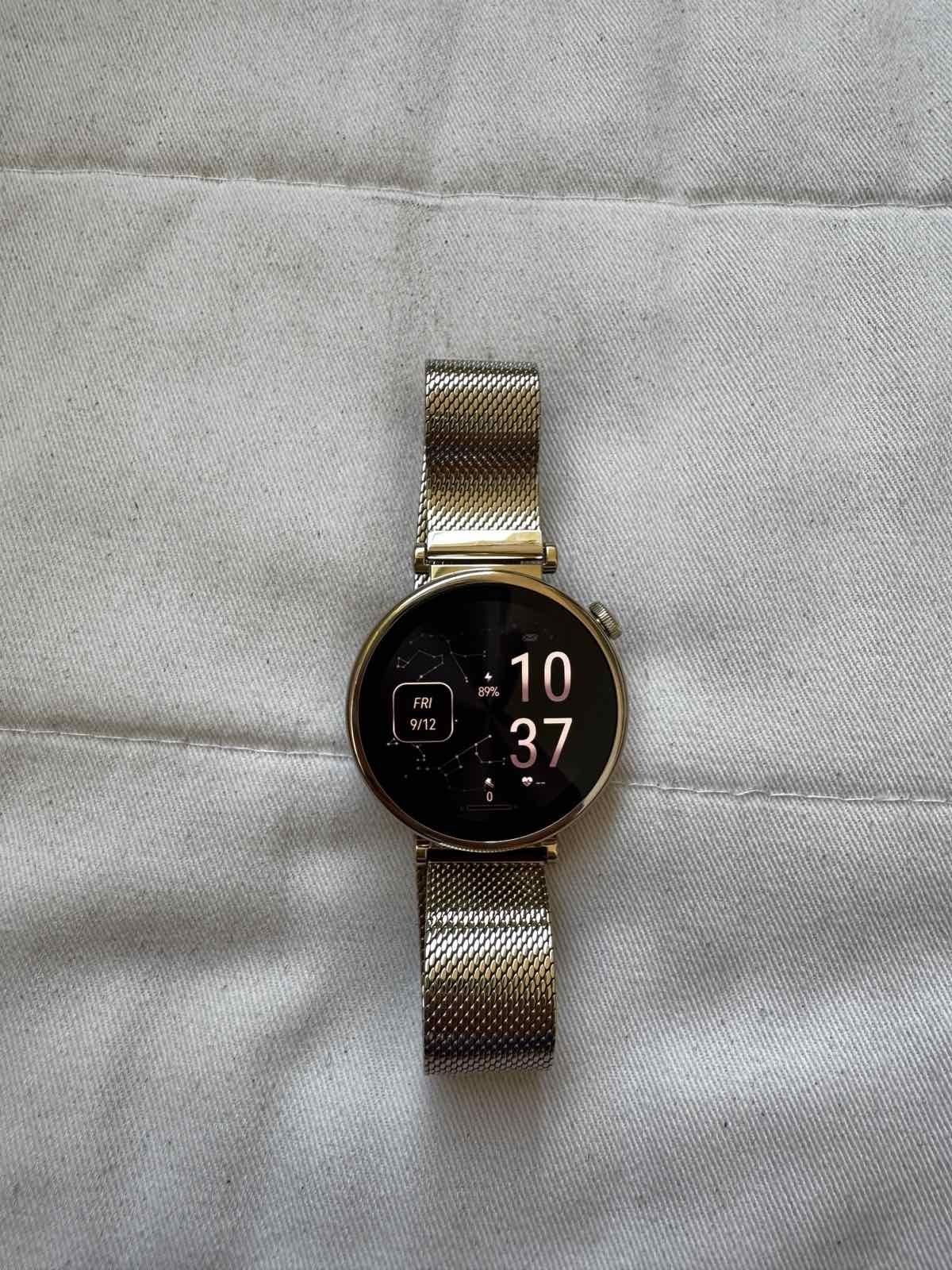 Huawei watch gt 4, 41 mm, Light gold,  в гаранция до 19.05.2026 г.
