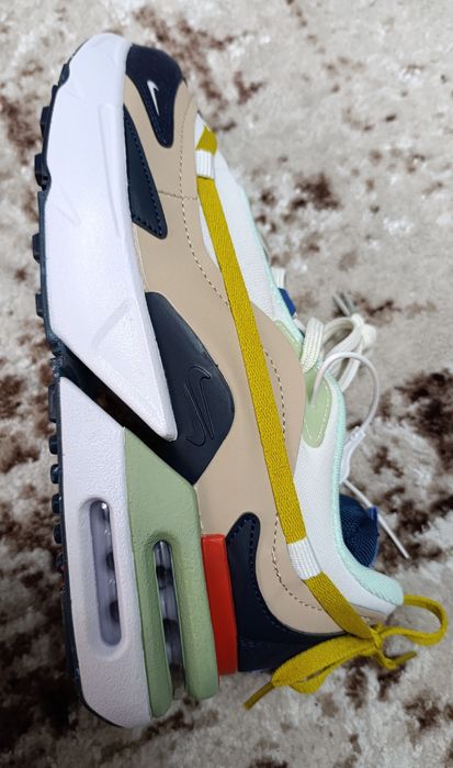 Vând adidași noi Nike Air Max Furyosa
