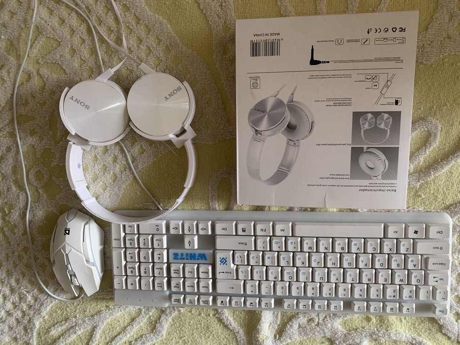 Клавиатура мышка наушники лот