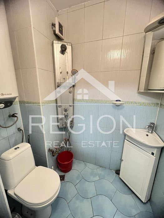 Дава се под наем Двустаен апартамент в Варна, Цветен квартал - 55 кв.м за 382.5 € - Снимка #10