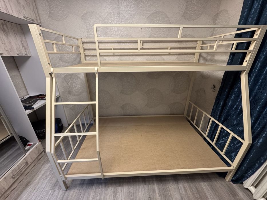 Двухэтажный кровать. Икки етажли крават. Ikki qavatli krovat.