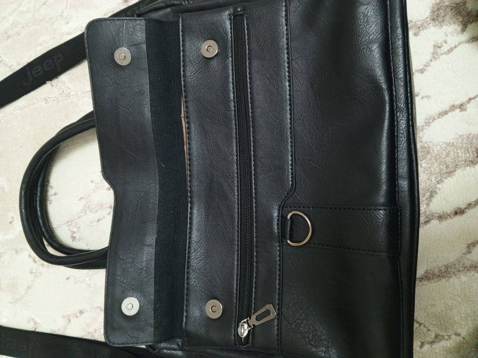 Портфель кожаный, для ноутбука и документов