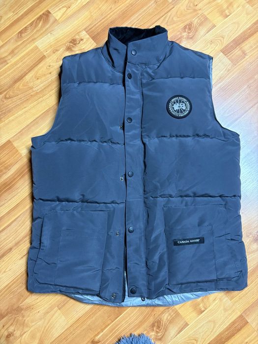 Vesta canada goose M