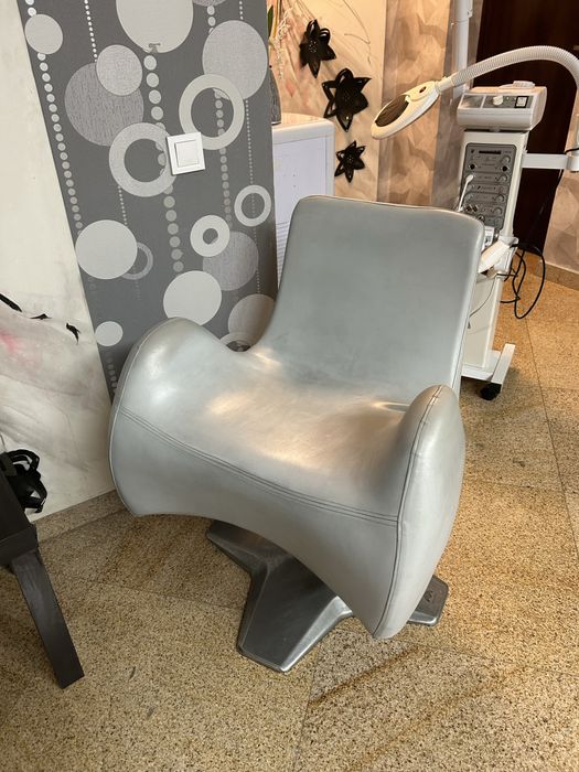 Scaun profesional pentru coafor
