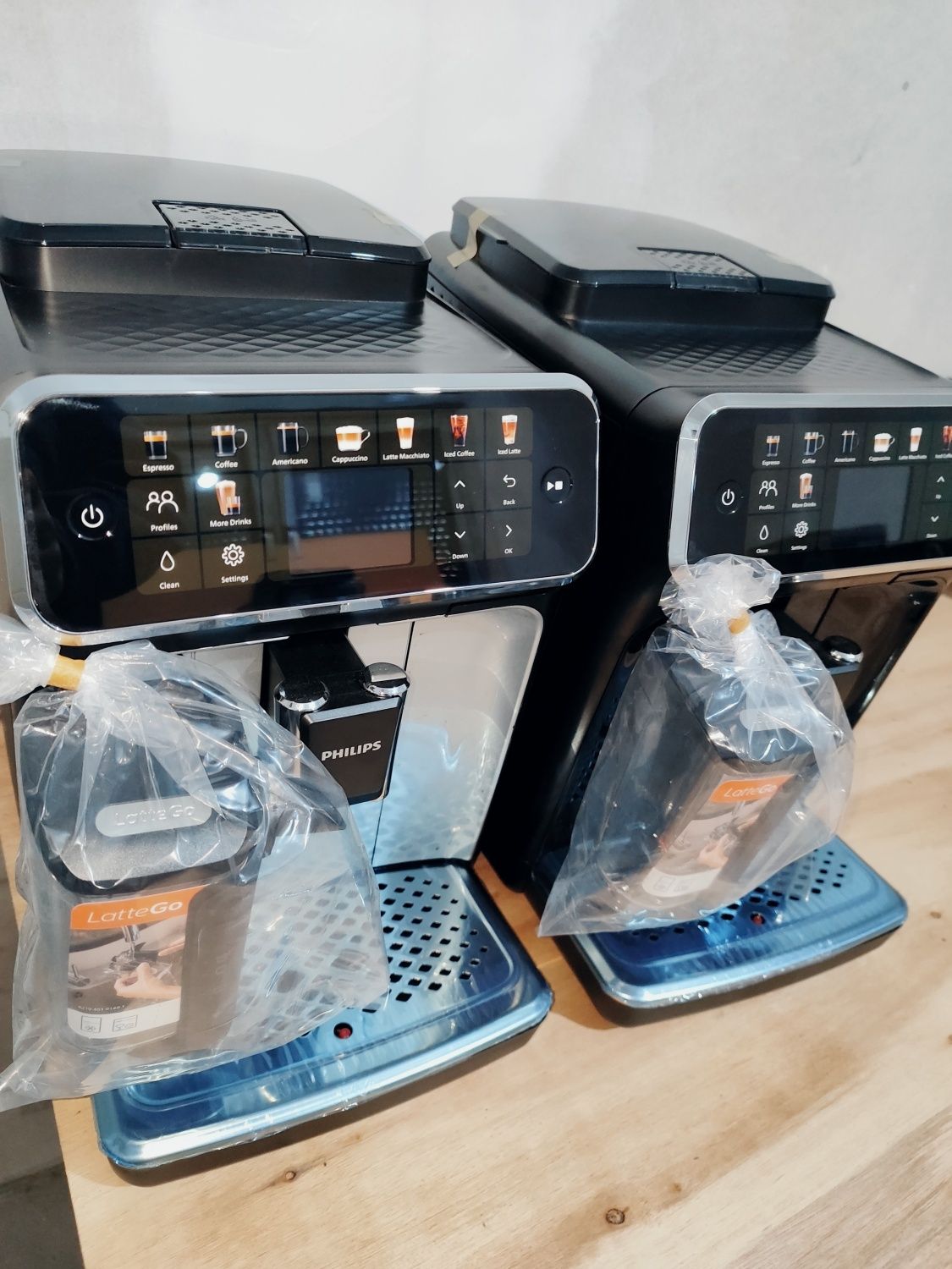 Espressor automat Philips Seria 5500 EP5541/50