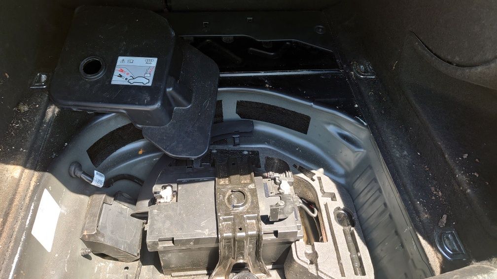 Audi A4 b8 на части 2.0TDI