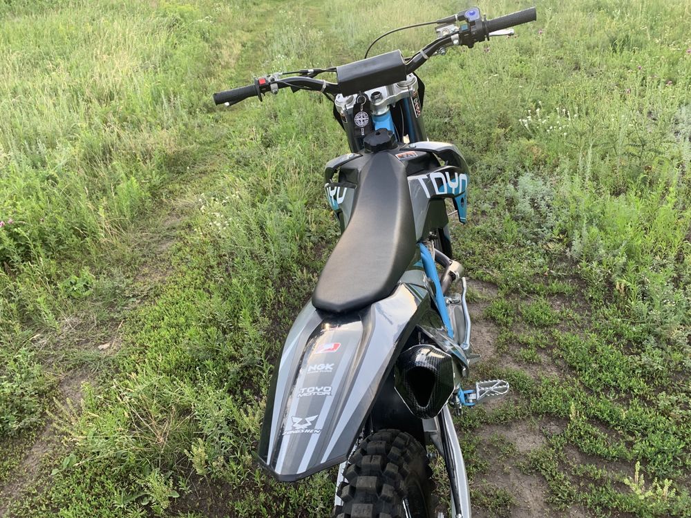 Продам эндуро 250 кубов