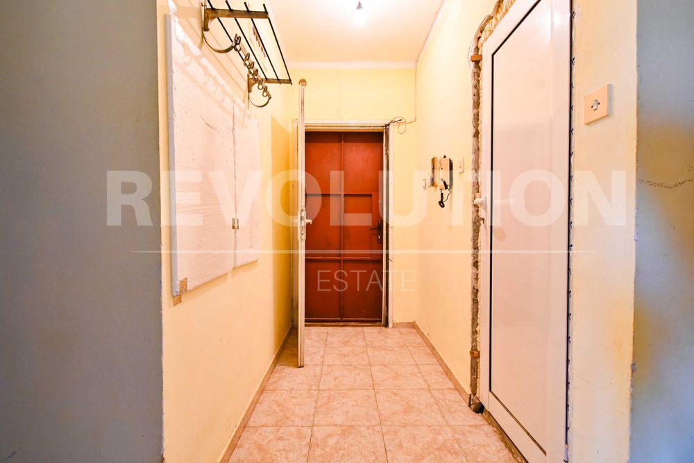 Продава се Едностаен апартамент в София, Слатина - 47 кв.м за 2107 €/кв.м - Снимка #4