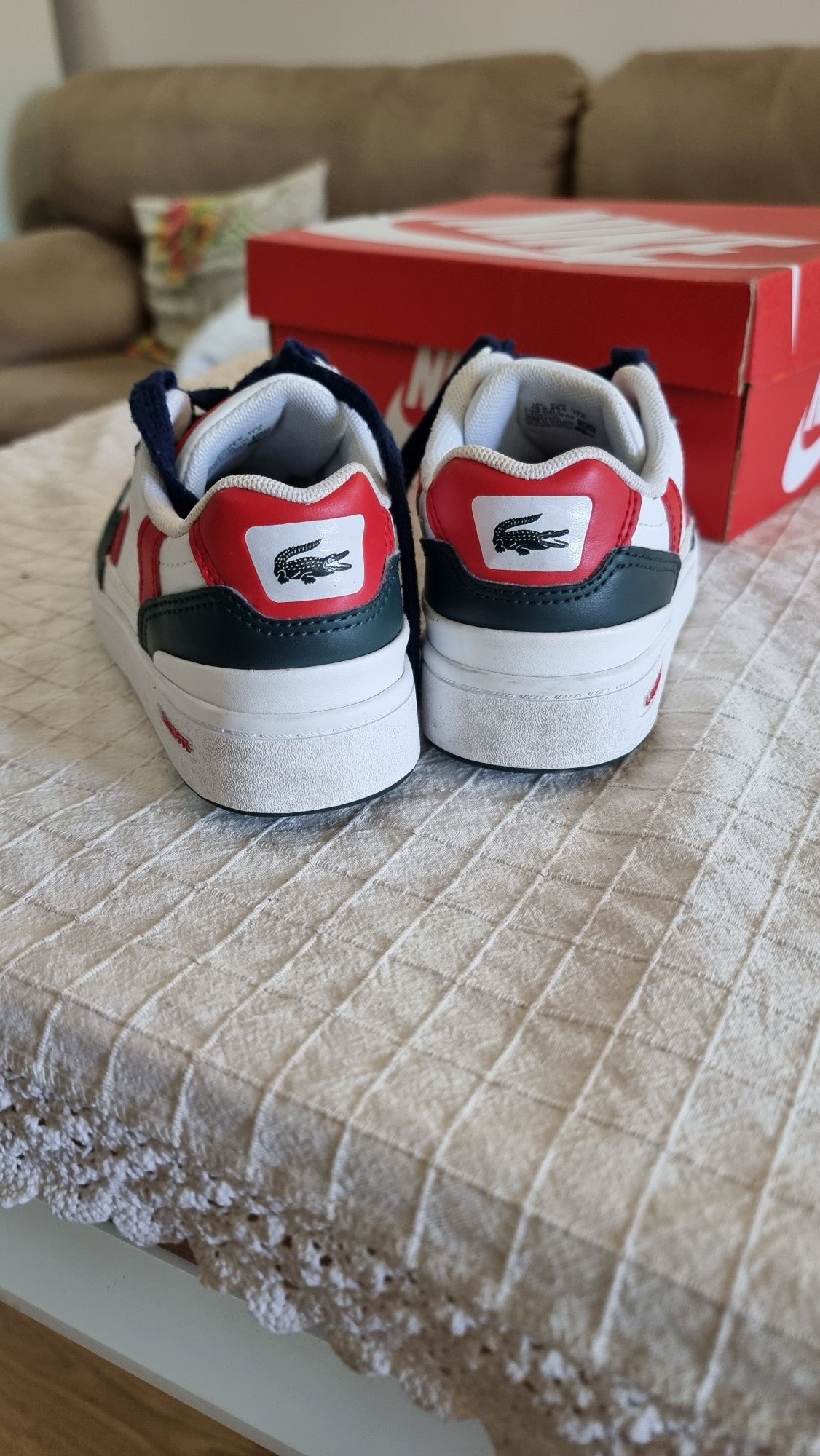 Маратонки lacoste