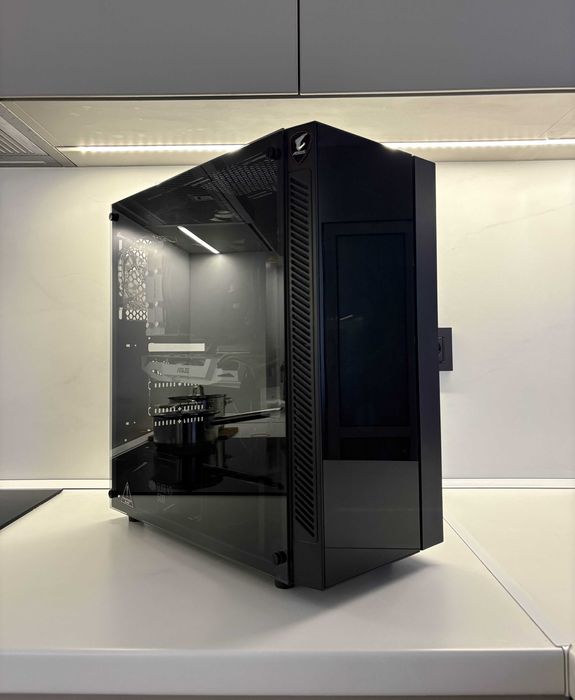 Настолен Компютър / i7-9700F 3.00GHz / GTX 1060 3GB / 16GB RAM