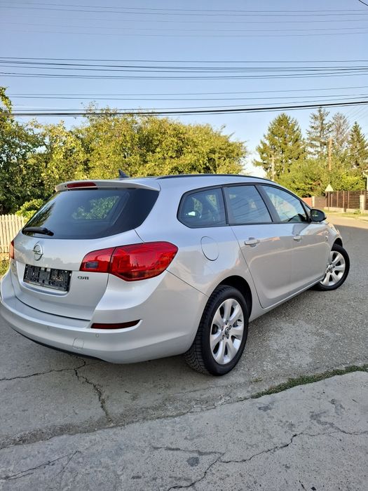 Opel Astra J 1.7 cdti 125 cp