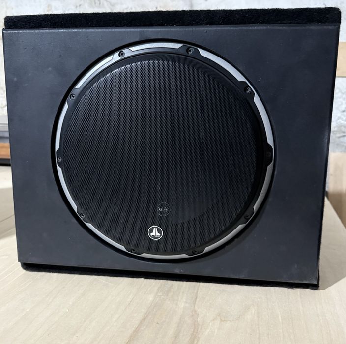 Сабвуфер Jl audio12w6
