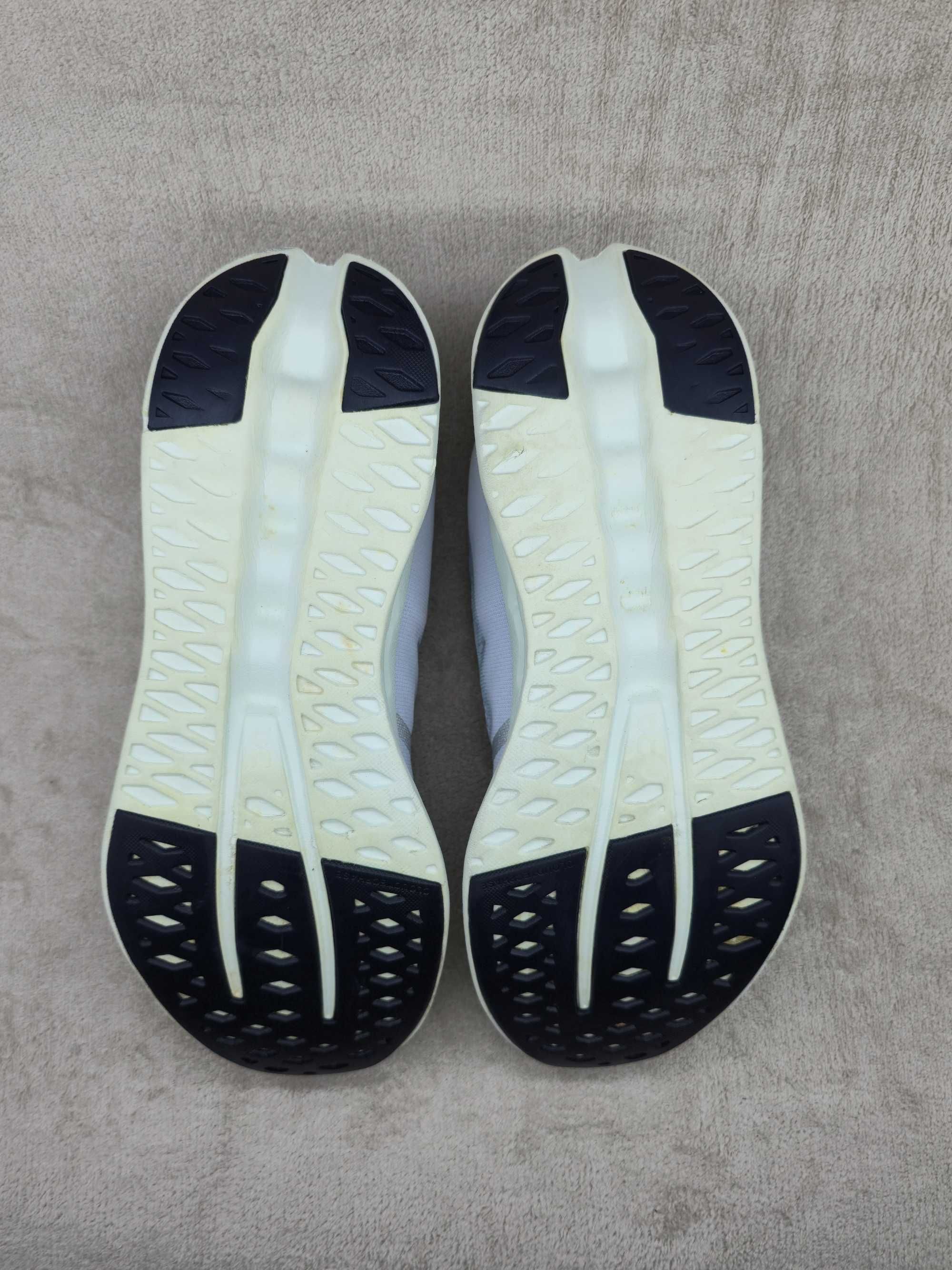 On Running Cloudsurfer Mineral/ Aloe - mărime 47.5