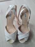 Sandale elegante Guess - mărimea 37