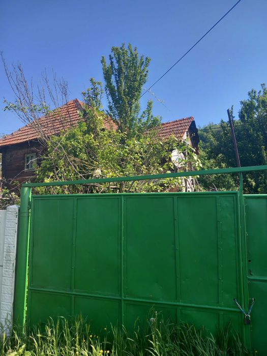 Vand casa din lèmn cu etaj