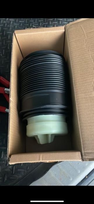 Perna aer mercedes e class / cls w212 w218 spate noua stanga dreapta