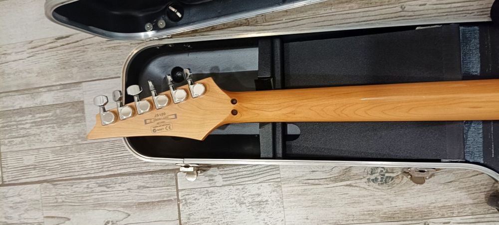 Ibanez JS100 Joe Satriani