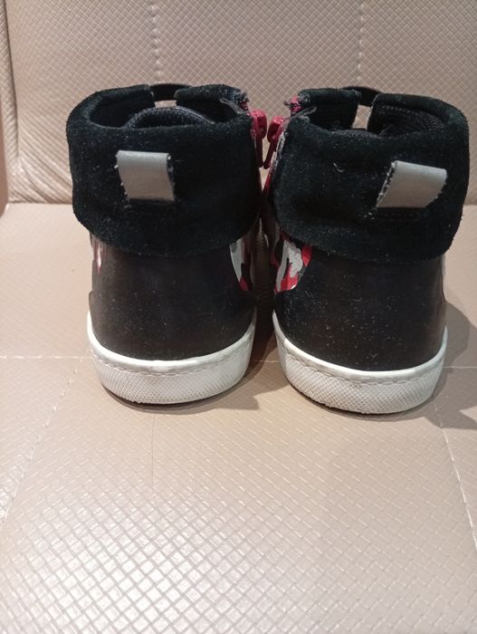 Детски боти, номер 35, цена 20лв