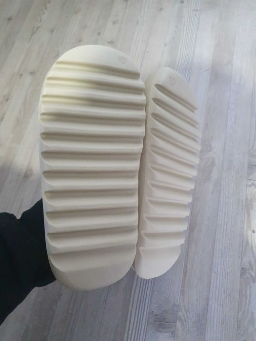 Yeezy slides marimea 43