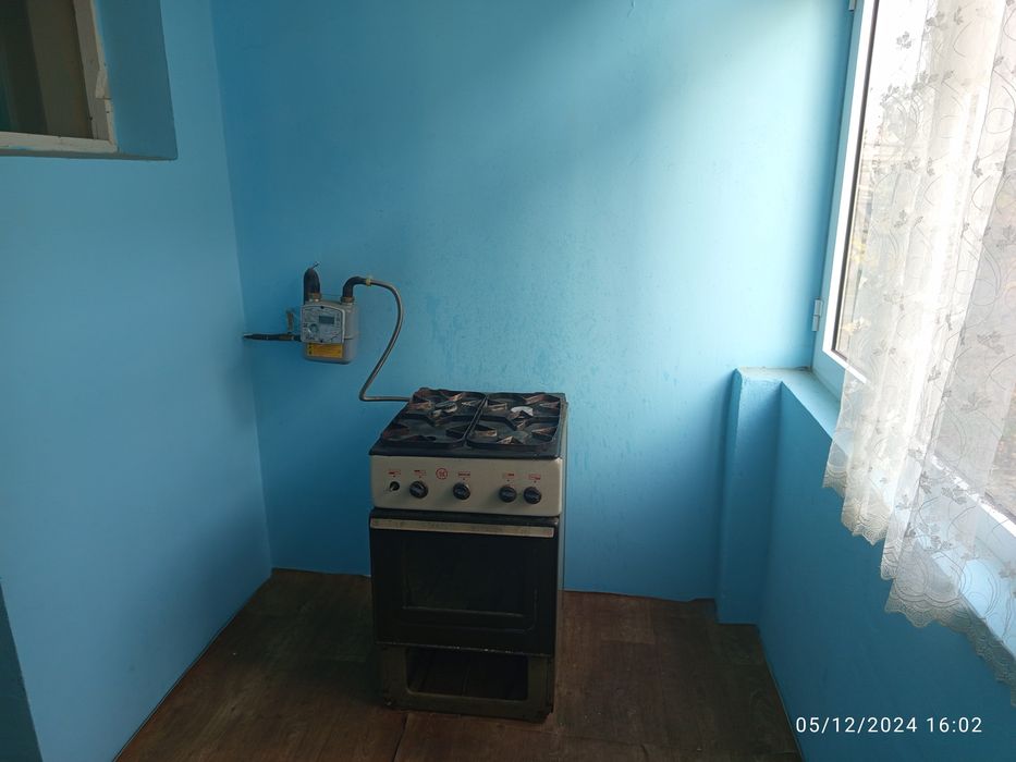 3 xonaliy uy sotiladi