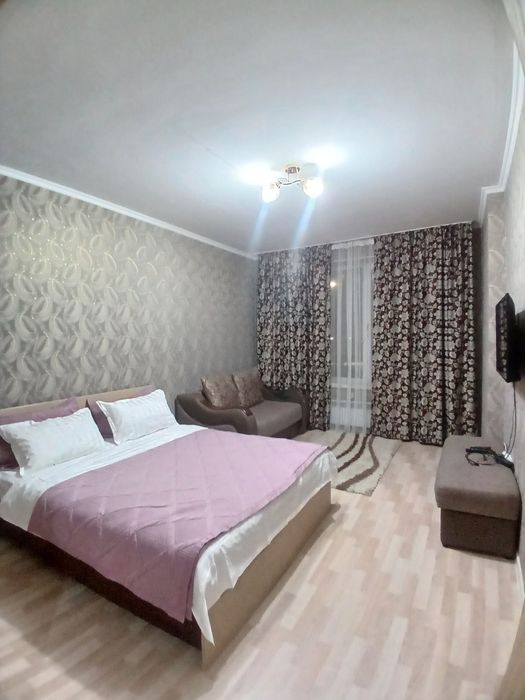 ПОСУТОЧНО  1-комн. кв на левом берегу Аэропорт Улы дала Мангилик ел