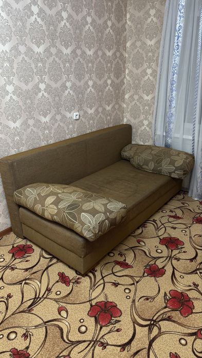 Диван за 10 000 тысячь