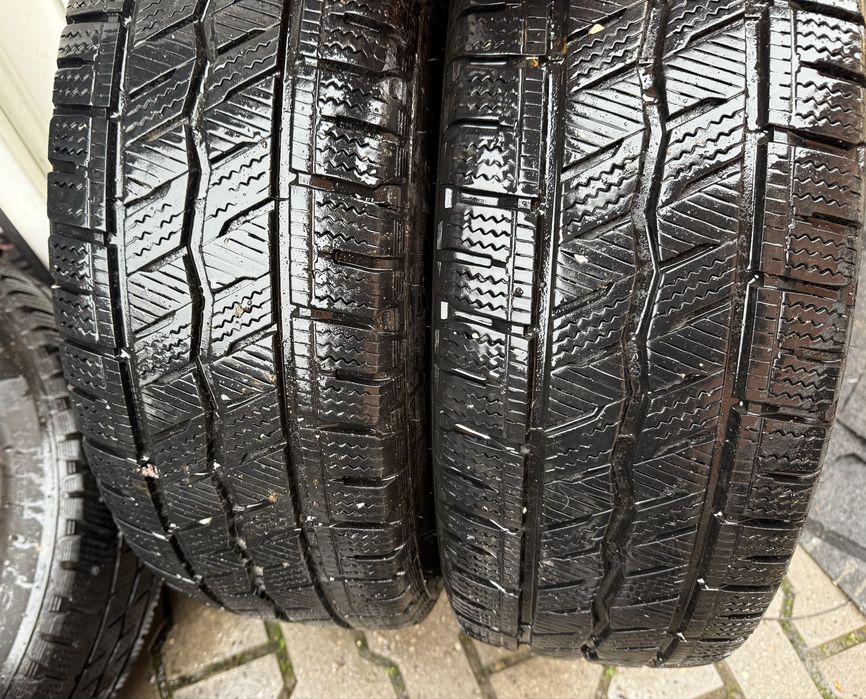 Зимен комплект гуми с джанти за Бус Renault/Opel 16 цола