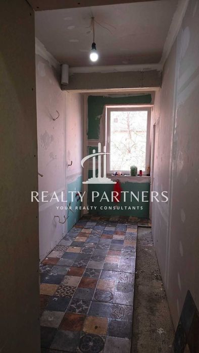 Тристаен апартамент в кв. Твърди ливади гр. Перник