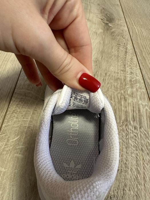 Бебешки маратонки Adidas - Superstar