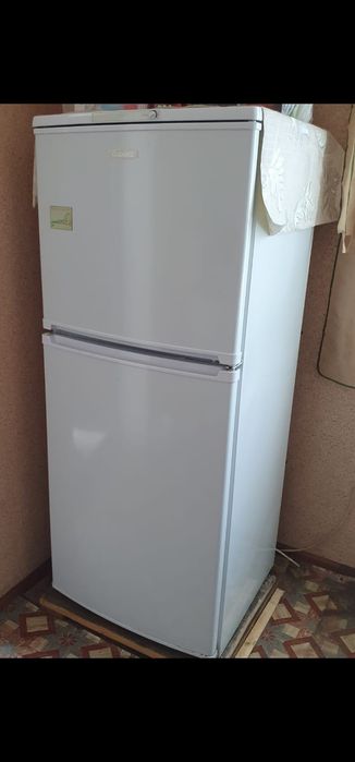 Продам холодильник